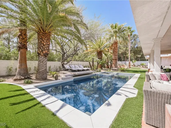 2231 S Tioga Way, Las Vegas, NV 89117