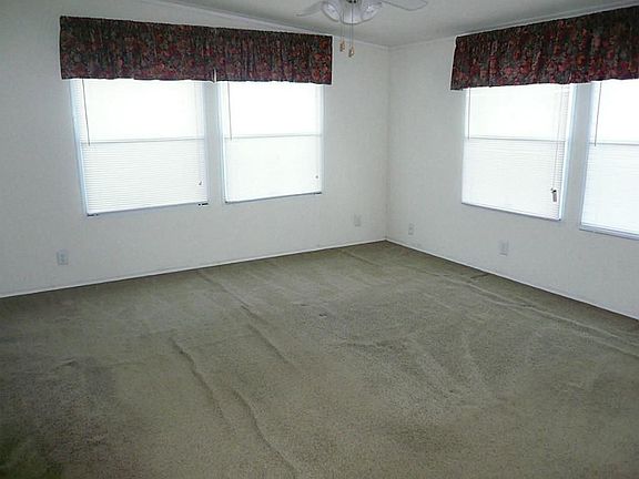 5th image of 4624 6th St