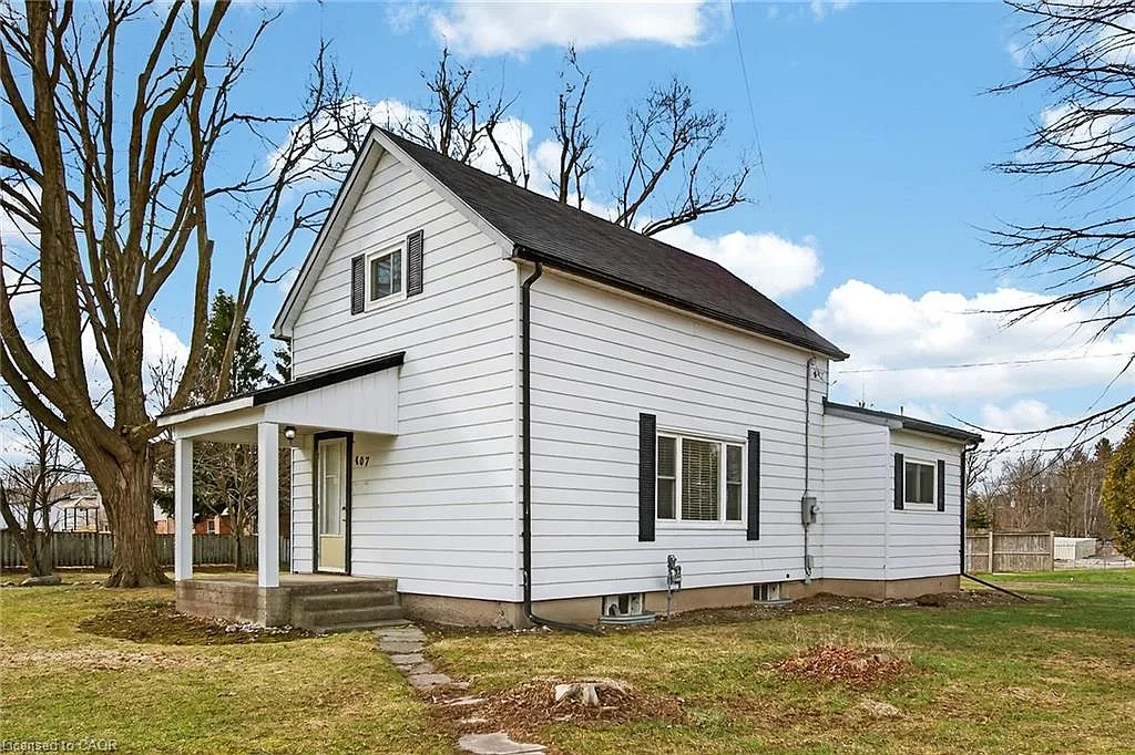 407 Bell St photo 1