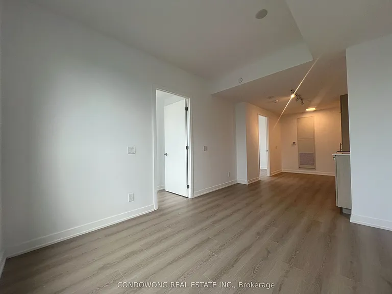 100 Queen St E #3603 — Photo 7