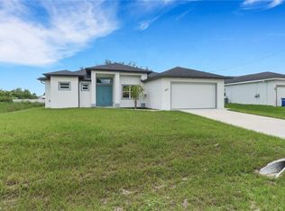 3803 1st St SW, Lehigh Acres, FL 33976
