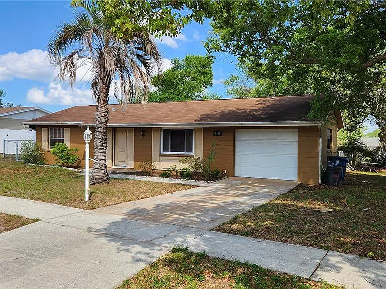 4518 Yorkshire Ave — Photo 2