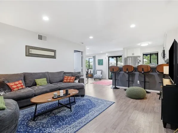 18530 Hatteras St Unit 337, Tarzana, CA 91356