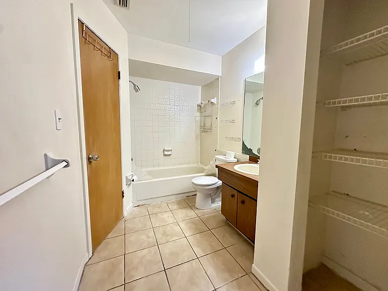 3635 135th Ave N #C — Photo 8