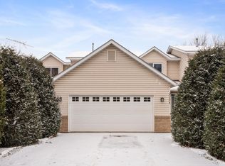 2204 15 1/2 St NW, Faribault, MN 55021