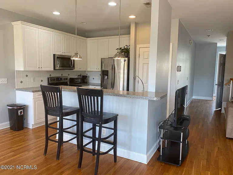 213 River Gate Ln — Photo 11