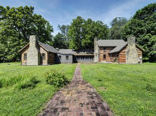 5901 Cabin Way, Glenview Hills, KY 40222