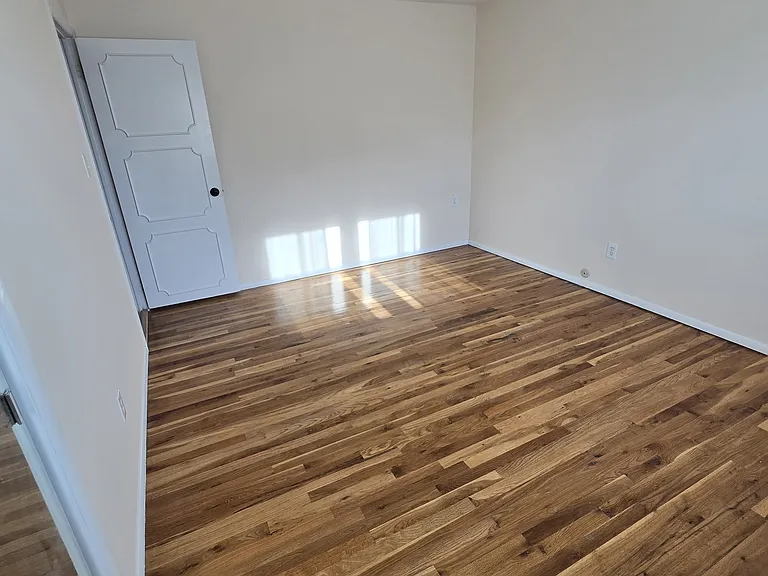 74 Caswell Ave #2 — Photo 20