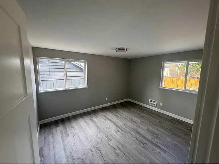 14616 Ash Way — Photo 9