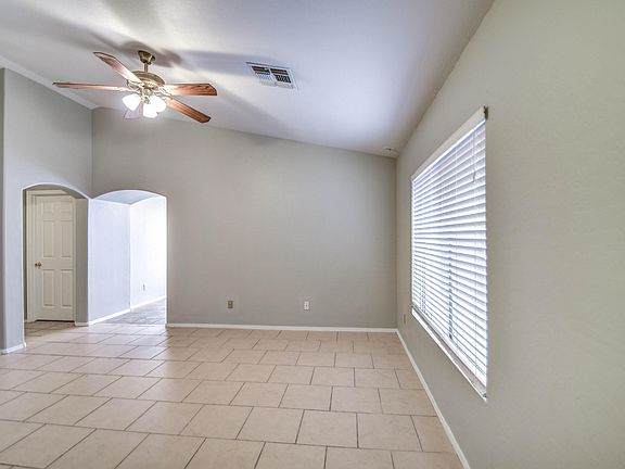 4th image of 12937 W Laurel Ln