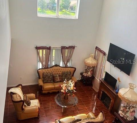 3rd image of 209R Southbridge Cir