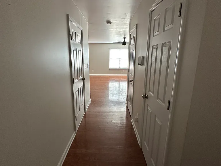 124 Avalon Dr — Photo 4