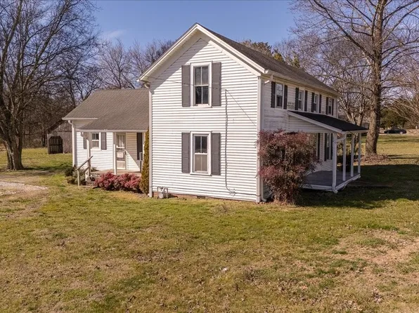 202 Vine St, Loretto, TN 38469