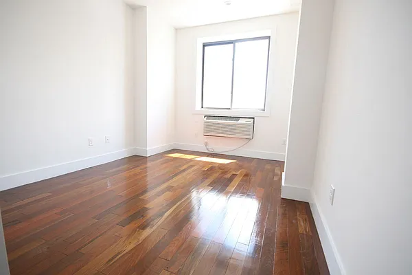 Rented by Makover Group Inc | media 14