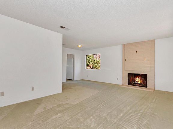 3rd image of 180 E Seaview Drive