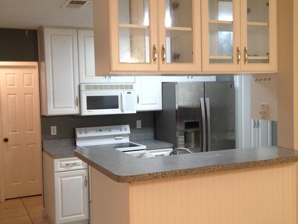 2nd image of 937 Birmingham Ct APT 101