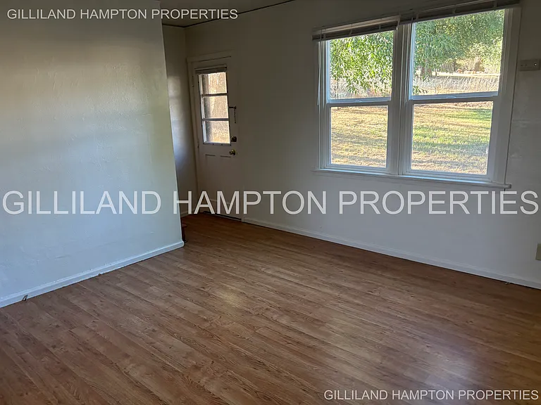 318 NW 15th St #318 — Photo 18