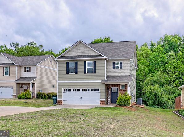 182 Sugar Creek Dr, Cornelia, GA 30531
