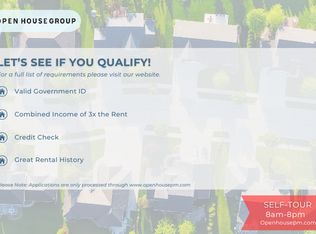 134 E Pathfinders Cir, Spring, TX 77381