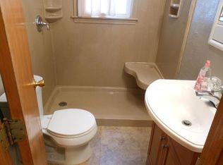 201 3rd Ave NW, Hazen, ND 58545