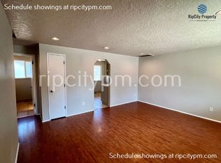 132 NE Liberty Ave, Gresham, OR 97030