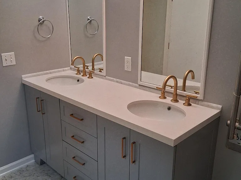 Brand new Vanity