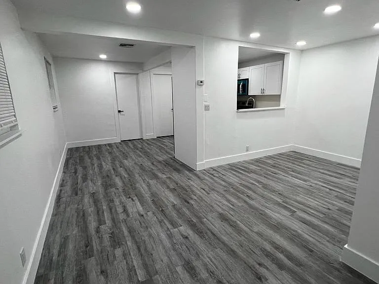 1033 NW 3rd Ave #2 — Photo 1