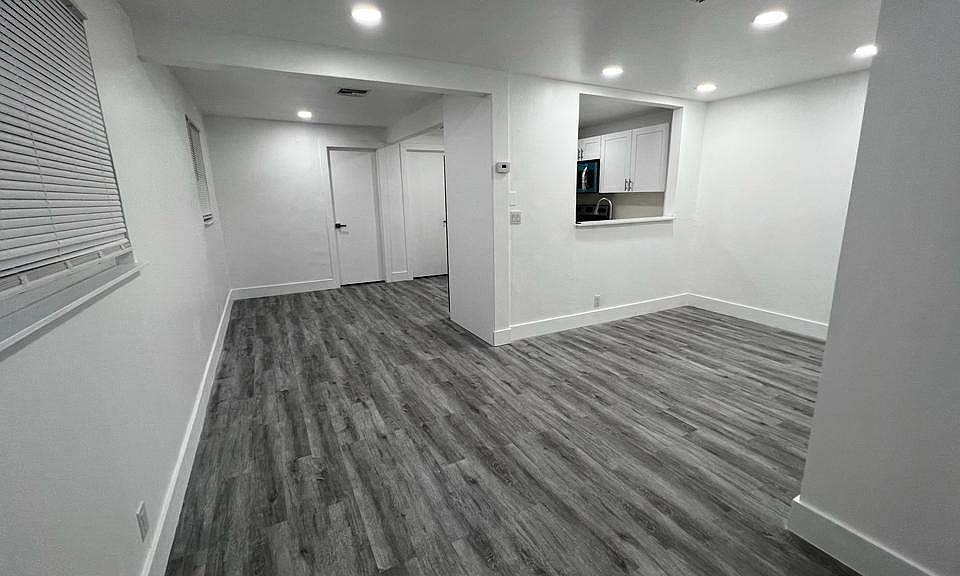 1st image of 1033 NW 3rd Ave APT 2