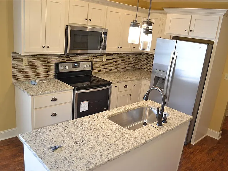 122 Kaycee Cv — Photo 4