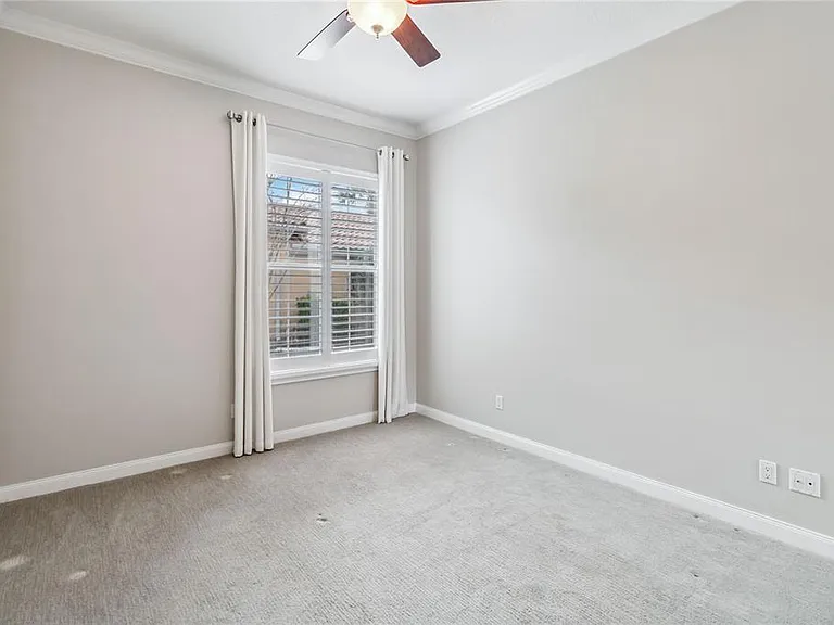 11819 Batello Ln — Photo 20