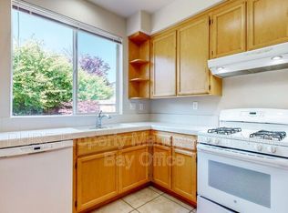 2511 Winterhaven Ave, Santa Rosa, CA 95404