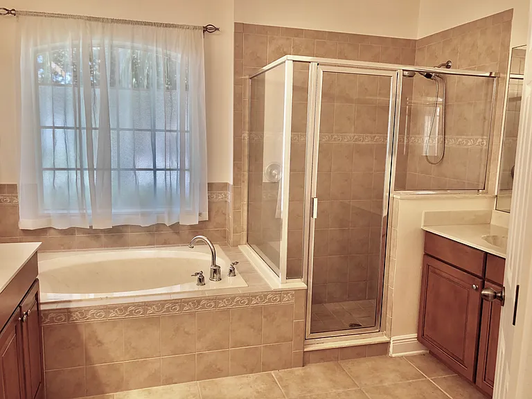 387 Brentwood Club Cv — Photo 8