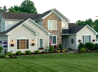 1340 Bel Air Cir, Macedonia, OH 44056
