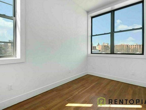 5th image of 1335 Gates Ave #2I