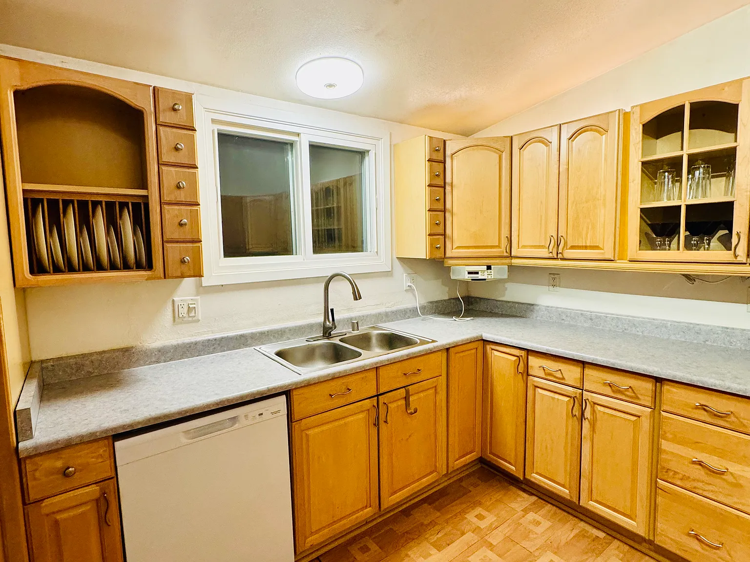 6327 Blackberry St — Photo 3