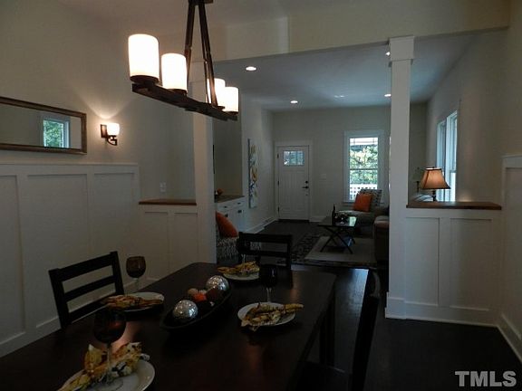 4th image of 1001 Rosehill Ave