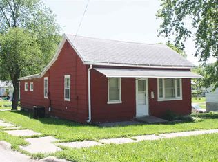 600 S C Ave, Washington, IA 52353