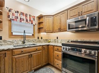 192 15th Ave SW, Cedar Rapids, IA 52404