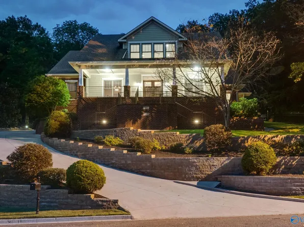 2100 Smoketree Trl NE, Huntsville, AL 35811