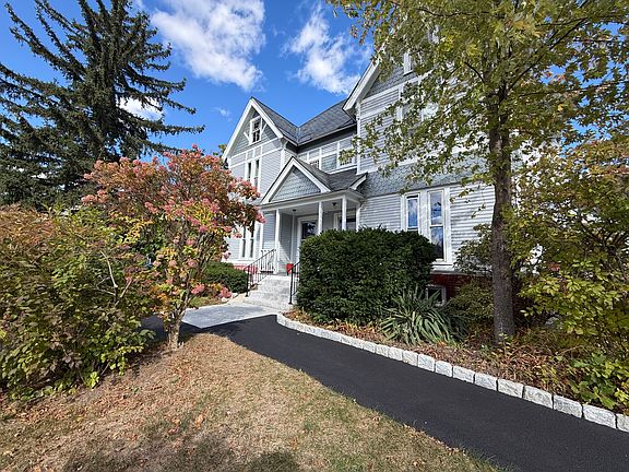 Front walk from driveway