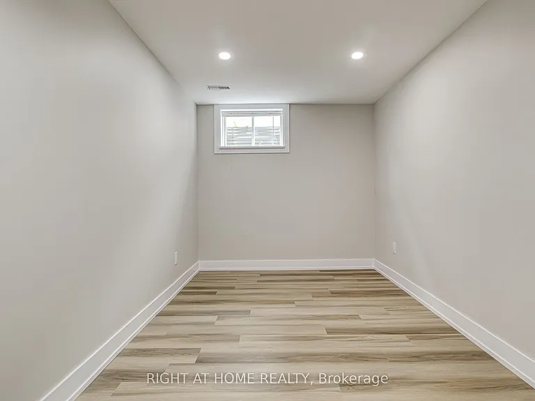 265 Dearborn Blvd — Photo 15