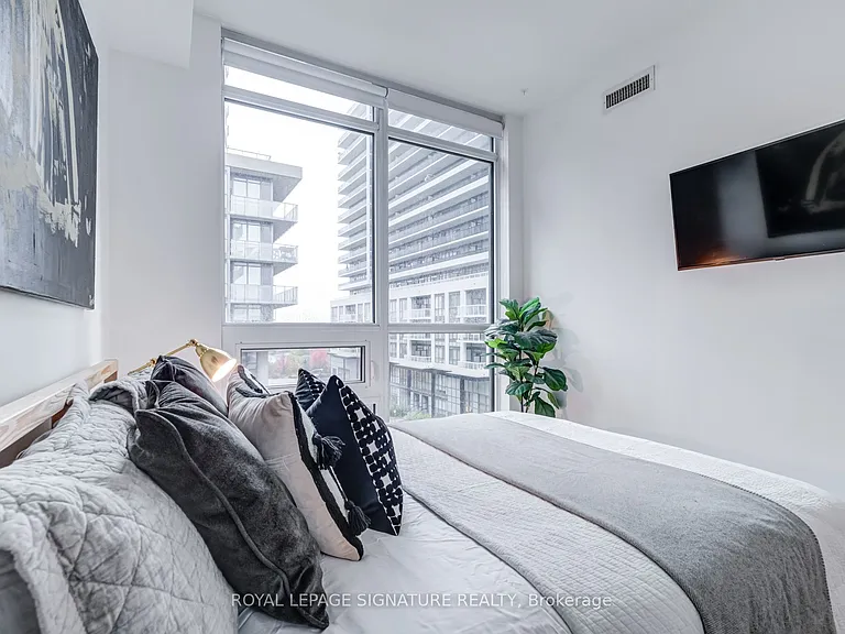 60 Annie Craig Dr #B415 — Photo 19