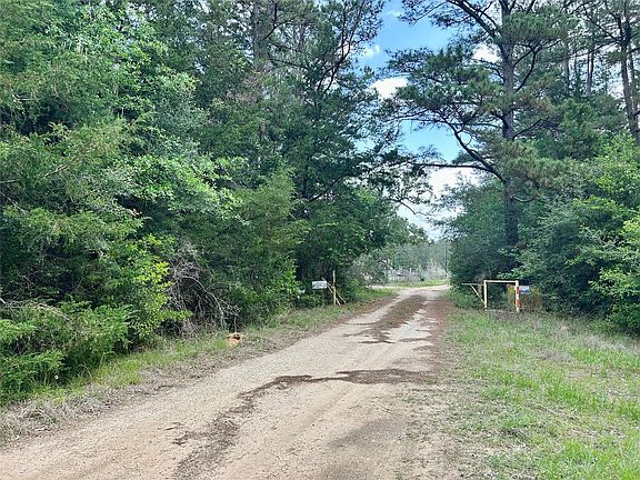 4th image of 146 State Highway 146 S