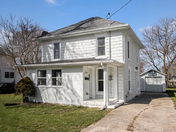 208 Susan Ave, Sturgis, MI 49091