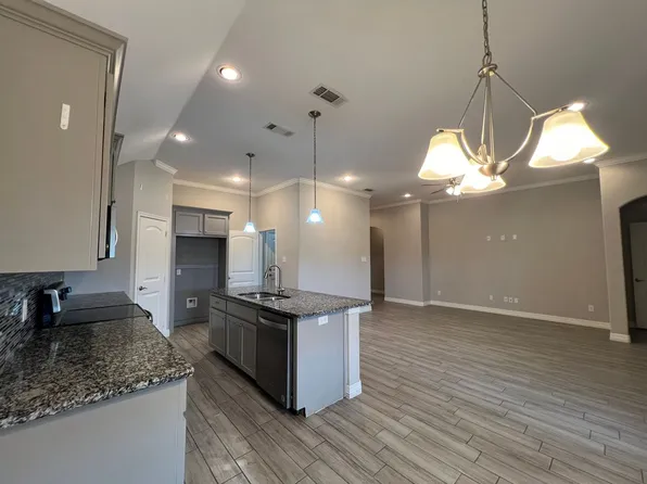 148 Frank St, Greenville, TX 75402
