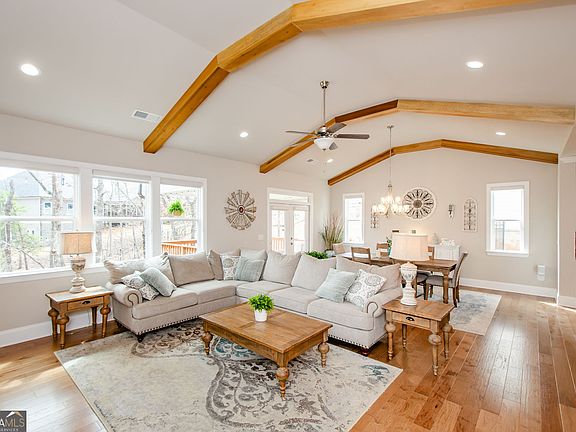5th image of 270 Fountain Oak Way
