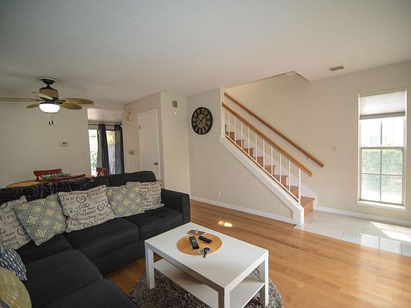 3rd image of 864 Paseo Estero Dr