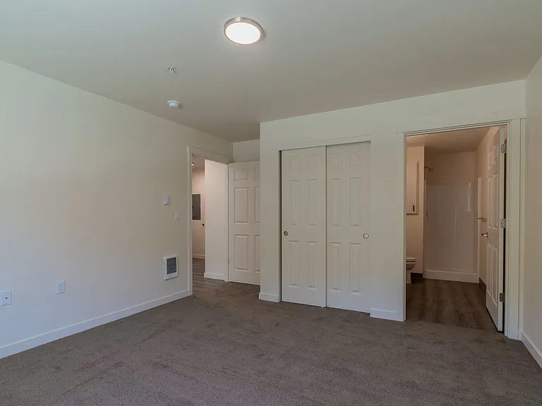 Cherry Springs Apartments — Photo 15