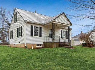 1112 8th Ave, Wellman, IA