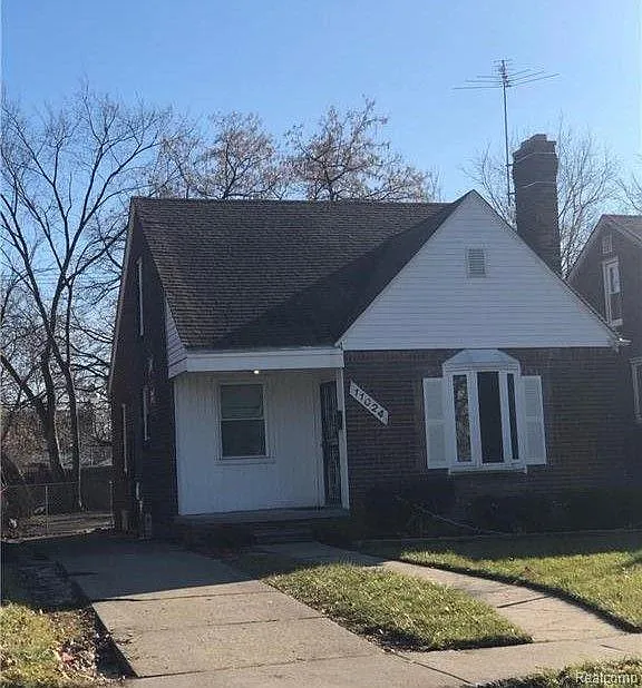 11024 Rossiter St photo 1